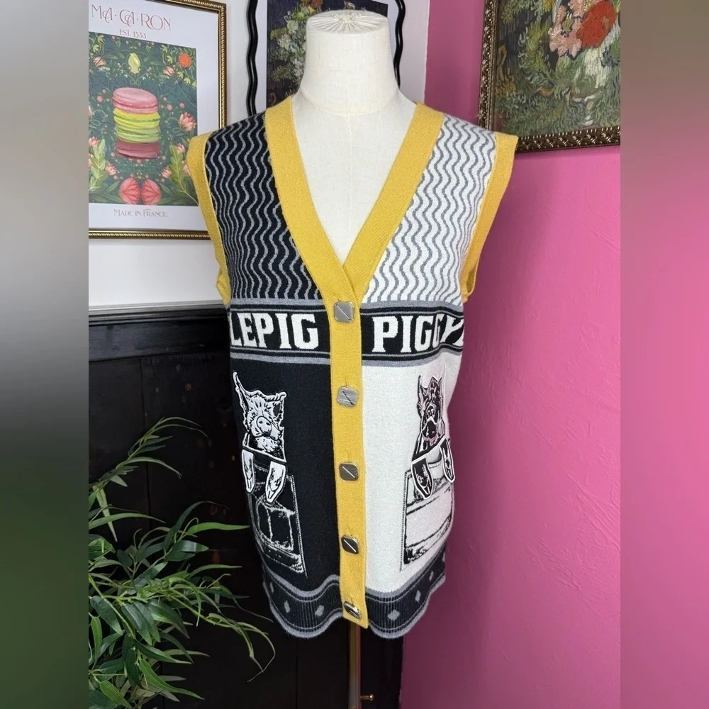 NEW Whistlepig Ugly Pigmas V-Neck Sweater Vest Men’s Sz Medium